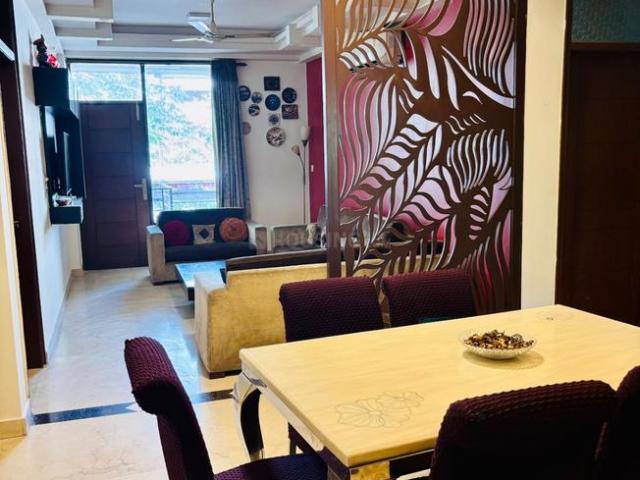 4 BHK Independent Builder Floor in Palam Vihar for rent Gurgaon. The reference number is 20350676