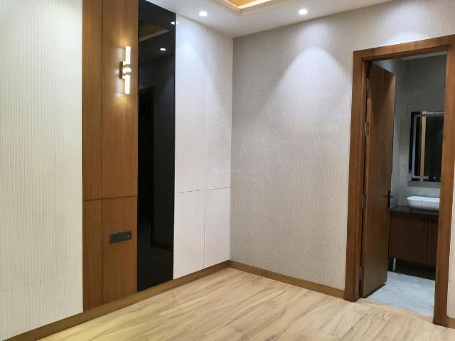 4 BHK Independent Builder Floor in Palam Vihar for resale Gurgaon. The reference number is 19811617