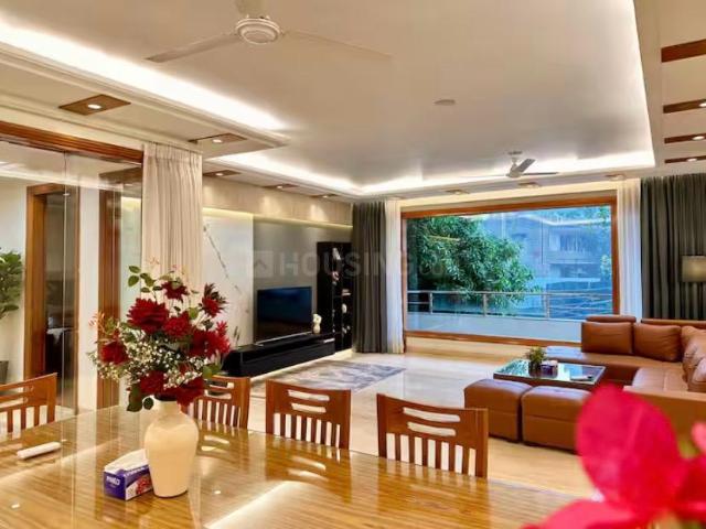 4 BHK Independent Builder Floor in Panchsheel Park for rent New Delhi. The reference number is 20435011