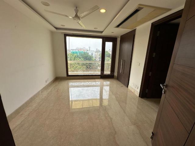 4 BHK Independent Builder Floor in Panchsheel Park for rent New Delhi. The reference number is 20065201