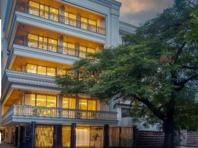 4 BHK Independent Builder Floor in Panchsheel Park for resale South Delhi. The reference number is 14305107