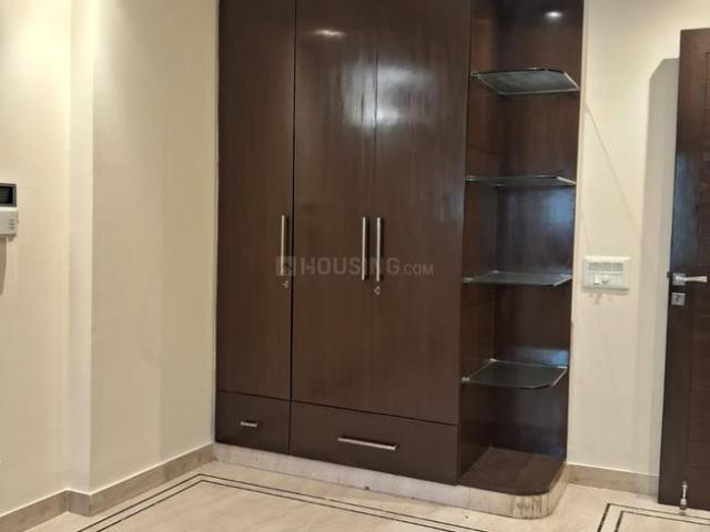 4 BHK Independent Builder Floor in Panchsheel Park for resale New Delhi. The reference number is 20564416