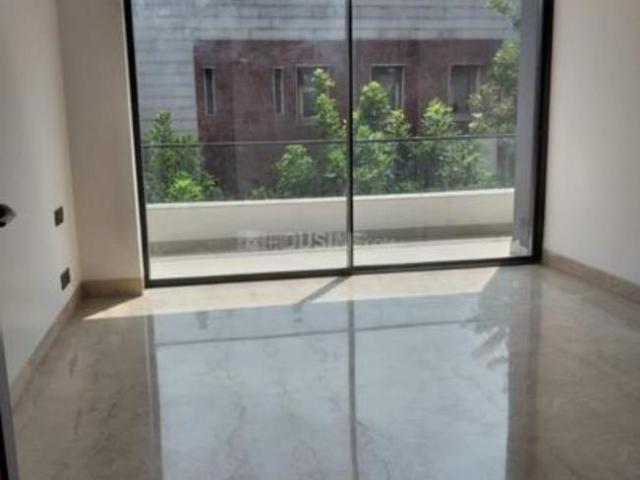 4 BHK Independent Builder Floor in Panchsheel Park for resale New Delhi. The reference number is 20644520