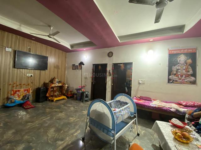 4 BHK Independent Builder Floor in Pandav Nagar for resale Ghaziabad. The reference number is 18833043