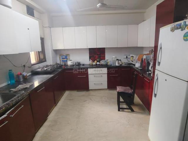 4 BHK Independent Builder Floor in Paschim Vihar for rent New Delhi. The reference number is 19888631