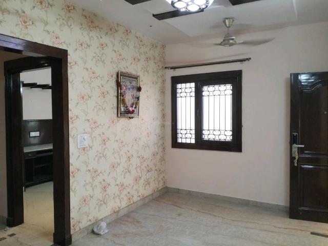 4 BHK Independent Builder Floor in Paschim Vihar for rent New Delhi. The reference number is 20052879