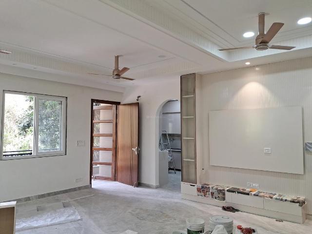 4 BHK Independent Builder Floor in Paschim Vihar for rent New Delhi. The reference number is 20301500