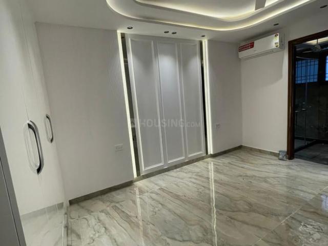 4 BHK Independent Builder Floor in Paschim Vihar for rent New Delhi. The reference number is 20562169