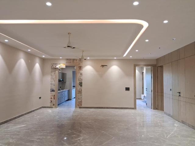 4 BHK Independent Builder Floor in Paschim Vihar for rent New Delhi. The reference number is 20689056