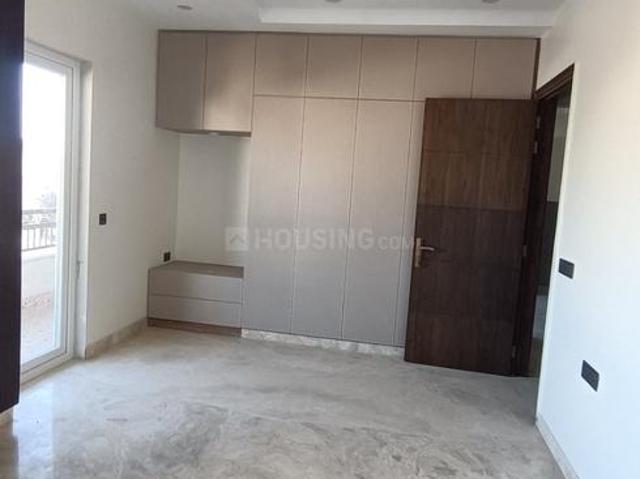 4 BHK Independent Builder Floor in Paschim Vihar for resale New Delhi. The reference number is 16838559