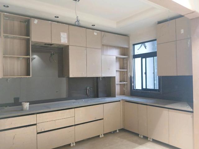4 BHK Independent Builder Floor in Paschim Vihar for resale New Delhi. The reference number is 18372424