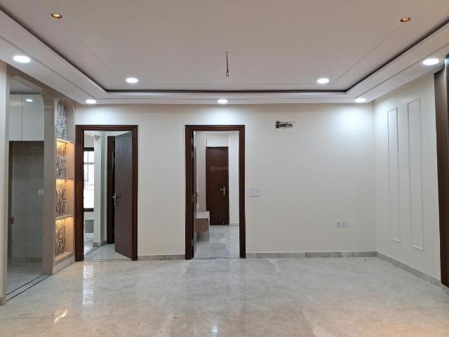 4 BHK Independent Builder Floor in Paschim Vihar for resale New Delhi. The reference number is 19879310
