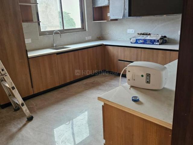 4 BHK Independent Builder Floor in Paschim Vihar for resale New Delhi. The reference number is 19183758