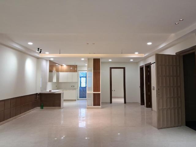 4 BHK Independent Builder Floor in Paschim Vihar for resale New Delhi. The reference number is 19360981