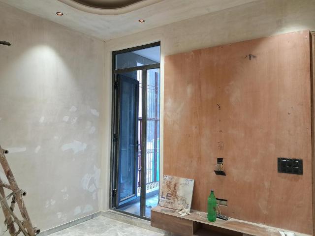 3 BHK Independent Builder Floor in Paschim Vihar for resale New Delhi. The reference number is 20501528