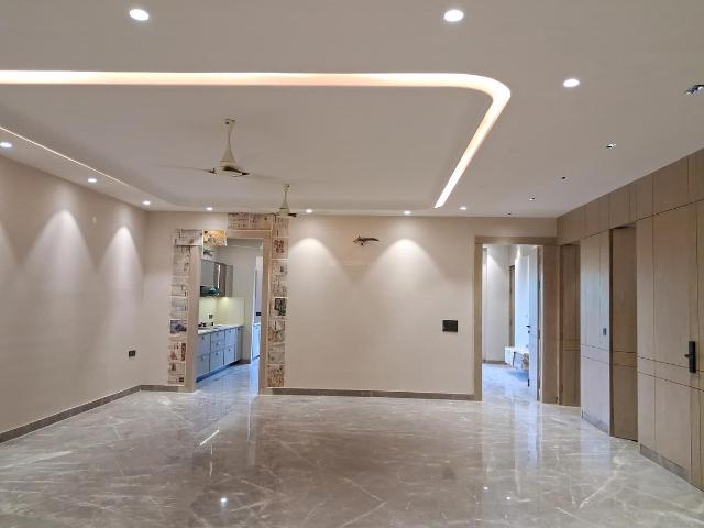 4 BHK Independent Builder Floor in Paschim Vihar for resale New Delhi. The reference number is 20783007
