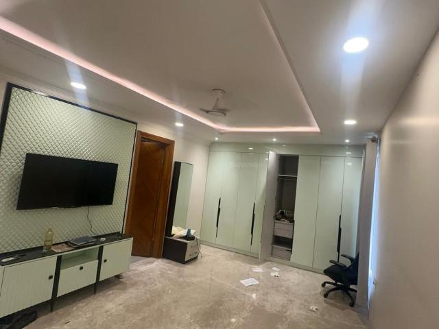 4 BHK Independent Builder Floor in Paschim Vihar for resale New Delhi. The reference number is 20827654
