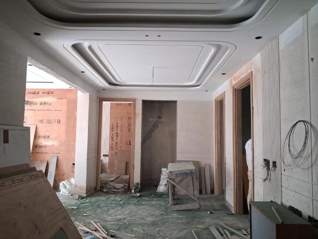 4 BHK Independent Builder Floor in Paschim Vihar for resale New Delhi. The reference number is 20951051