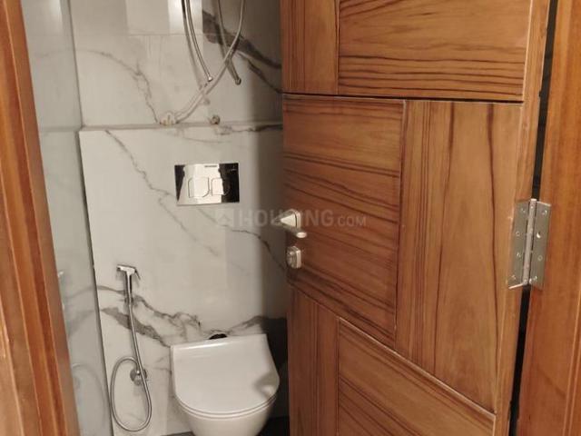 4 BHK Independent Builder Floor in Paschim Vihar for resale New Delhi. The reference number is 20084547