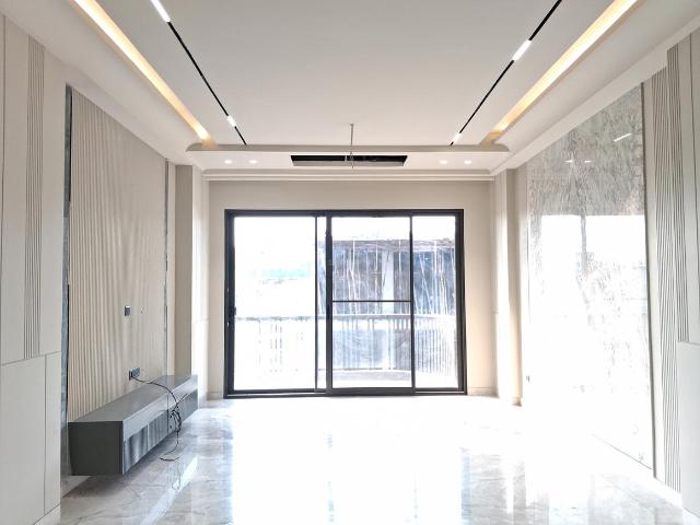 4 BHK Independent Builder Floor in Paschim Vihar for resale New Delhi. The reference number is 20177743