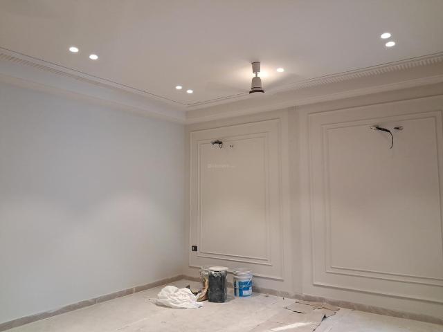 3 BHK Independent Builder Floor in Paschim Vihar for resale New Delhi. The reference number is 20192173