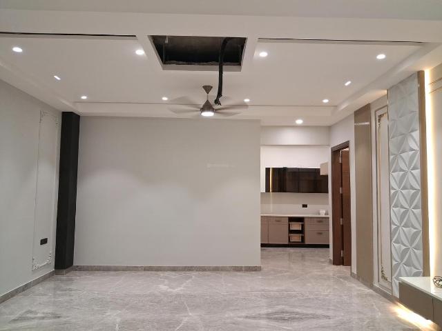 4 BHK Independent Builder Floor in Paschim Vihar for resale New Delhi. The reference number is 20214666