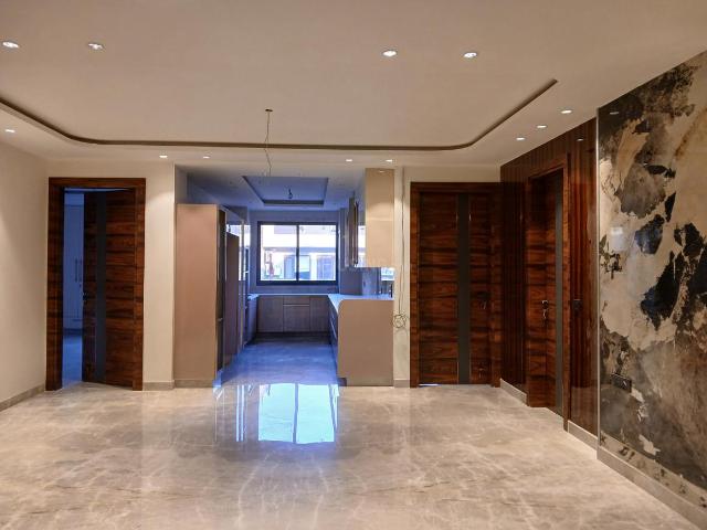 4 BHK Independent Builder Floor in Paschim Vihar for resale New Delhi. The reference number is 20304187