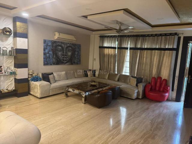 4 BHK Independent Builder Floor in Paschim Vihar for resale New Delhi. The reference number is 20355549