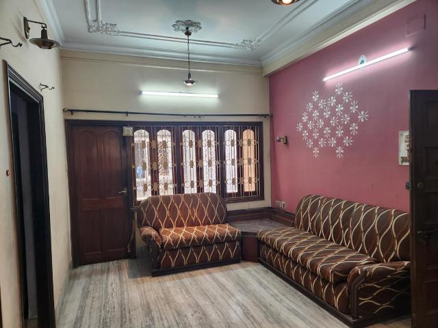 4 BHK Independent Builder Floor in Phool Bagan for resale Kolkata. The reference number is 17125336