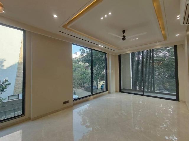 4 BHK Independent Builder Floor in Pitampura for rent New Delhi. The reference number is 20276123