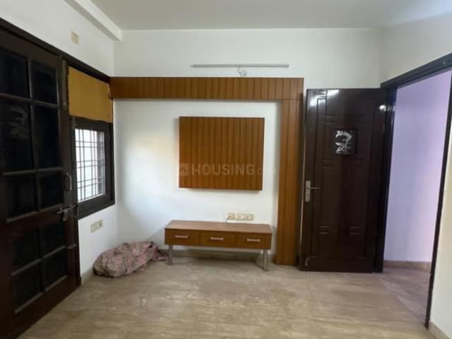 4 BHK Independent Builder Floor in Pitampura for resale New Delhi. The reference number is 14719781