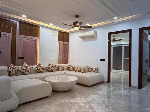 4 BHK Independent Builder Floor in Pitampura for resale New Delhi. The reference number is 20820552