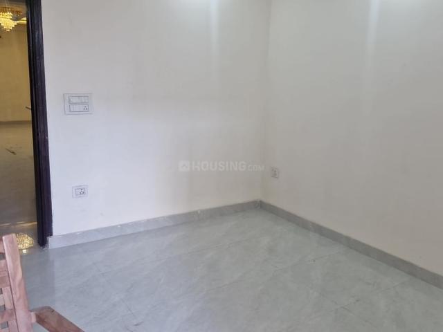 4 BHK Independent Builder Floor in Pochanpur Colony for resale New Delhi. The reference number is 19854443