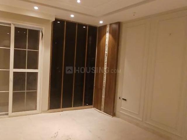 4 BHK Independent Builder Floor in Rajouri Garden for resale New Delhi. The reference number is 19282507