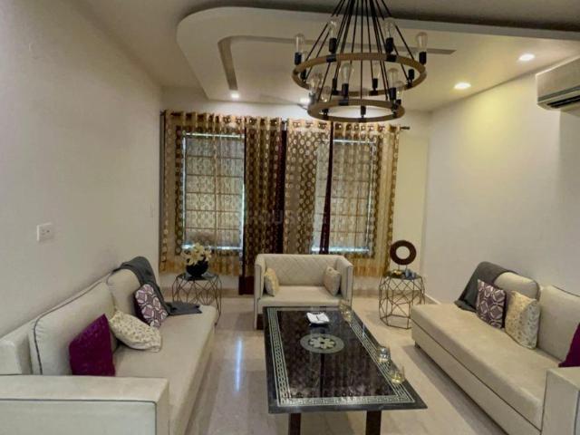4 BHK Independent Builder Floor in Rajouri Garden for resale New Delhi. The reference number is 20452394