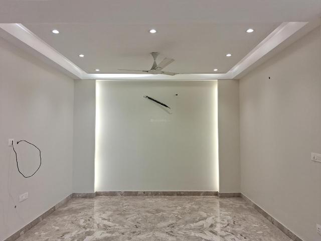 4 BHK Independent Builder Floor in Rajouri Garden for resale New Delhi. The reference number is 20947984