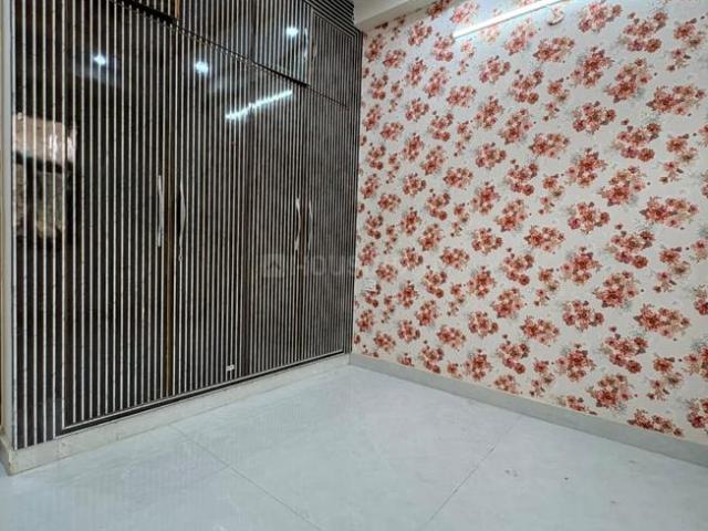 4 BHK Independent Builder Floor in Rajendra Nagar for resale Ghaziabad. The reference number is 20827905