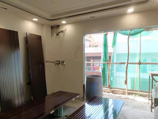 4 BHK Independent Builder Floor in Rohini Extension for resale New Delhi. The reference number is 19508529