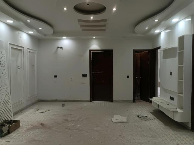 4 BHK Independent Builder Floor in Rohini Extension for resale New Delhi. The reference number is 19528425