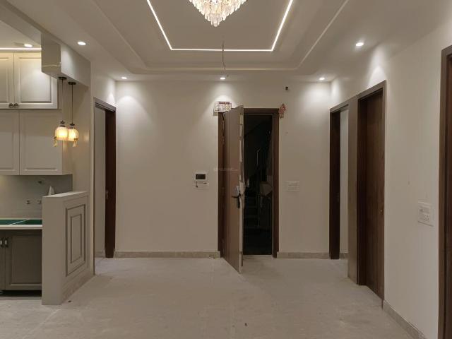 4 BHK Independent Builder Floor in Rohini Sector 28 for resale New Delhi. The reference number is 17573461