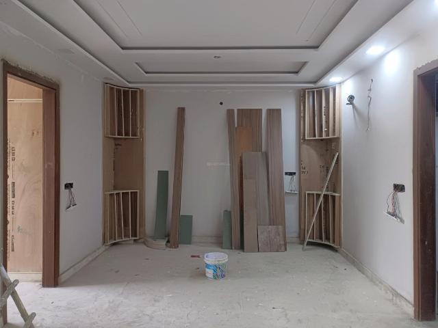 4 BHK Independent Builder Floor in Rohini Sector 28 for resale New Delhi. The reference number is 17120915