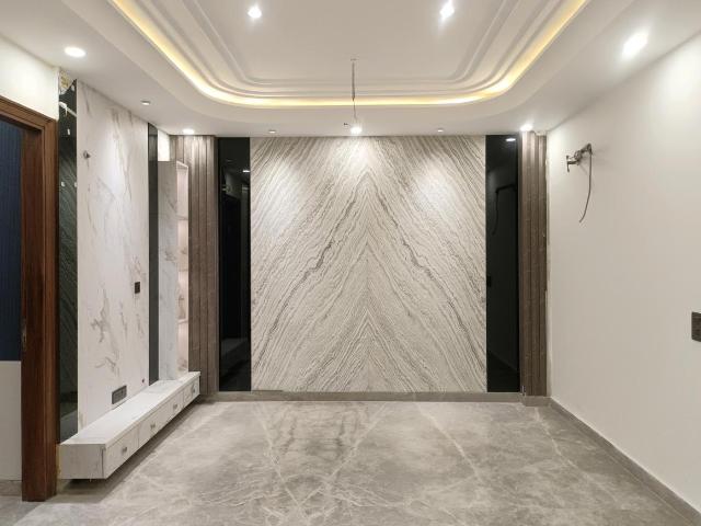 4 BHK Independent Builder Floor in Rohini Sector 28 for resale New Delhi. The reference number is 19697804