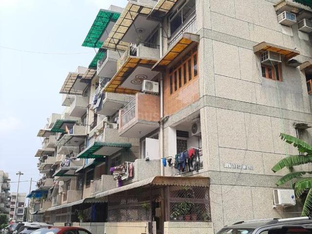 4 BHK Independent Builder Floor in Rohini Sector 28 for resale New Delhi. The reference number is 20142507