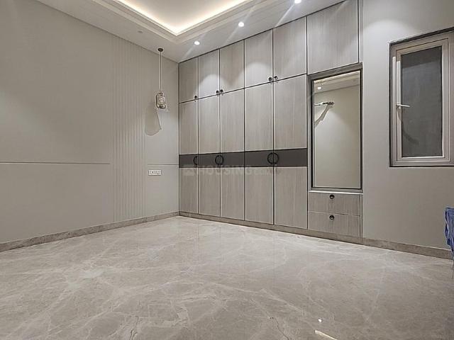 4 BHK Independent Builder Floor in Rohini Sector 28 for resale New Delhi. The reference number is 20152899