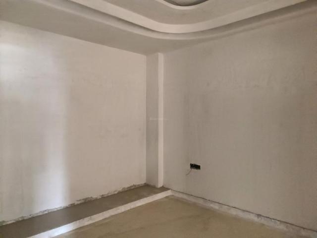 4 BHK Independent Builder Floor in Rohini Sector 28 for resale New Delhi. The reference number is 20300314