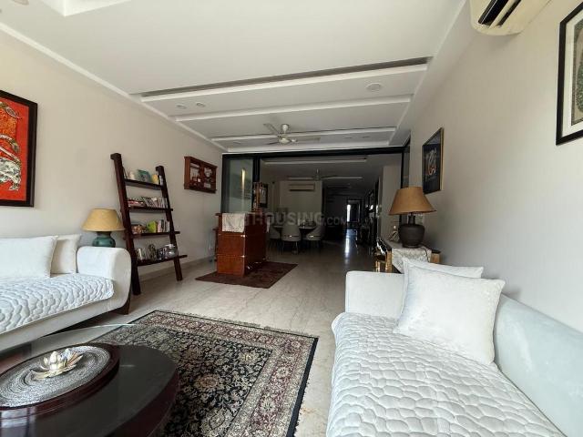 4 BHK Independent Builder Floor in Sukhdev Vihar for resale New Delhi. The reference number is 19135496