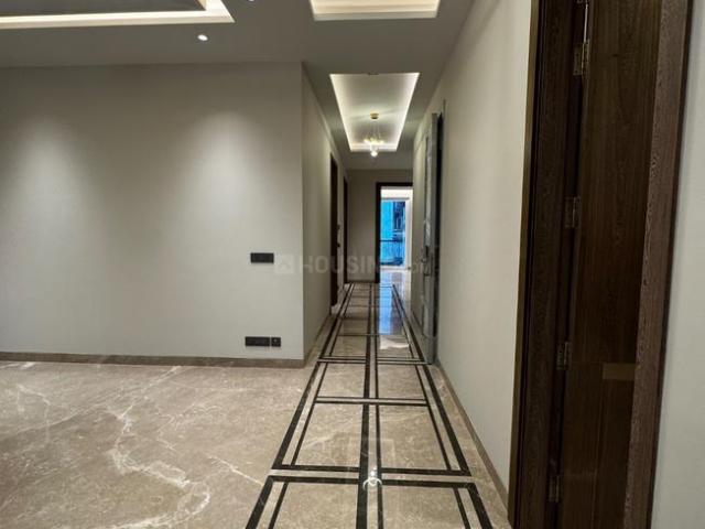 4 BHK Independent Builder Floor in Sukhdev Vihar for resale New Delhi. The reference number is 20750554