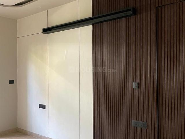 4 BHK Independent Builder Floor in Sushant Lok Phase 1 for resale Gurgaon. The reference number is 17760301