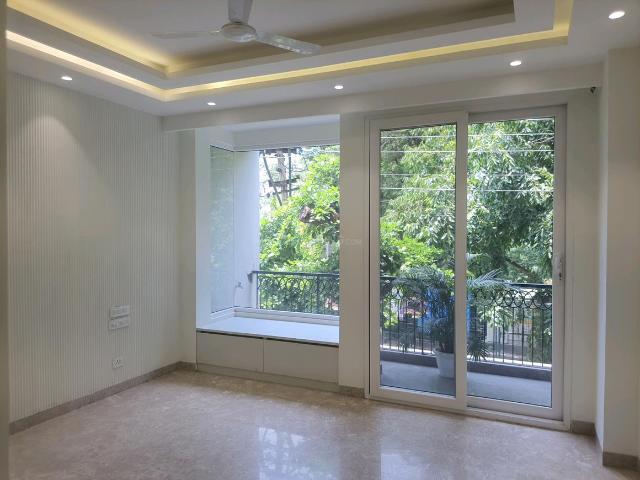 4 BHK Independent Builder Floor in Sushant Lok Phase 1 for resale Gurgaon. The reference number is 18538190