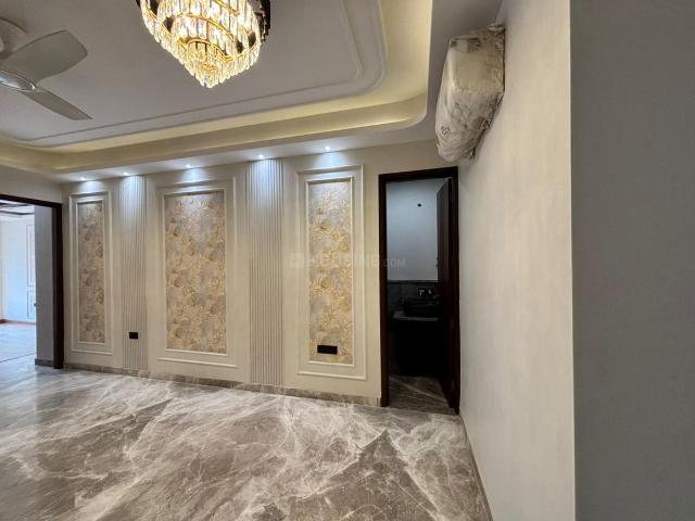 4 BHK Independent Builder Floor in Sushant Lok Phase 1 for resale Gurgaon. The reference number is 19075579